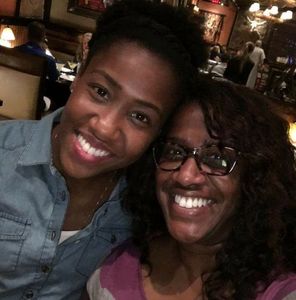 Meet your Posher, Andrea